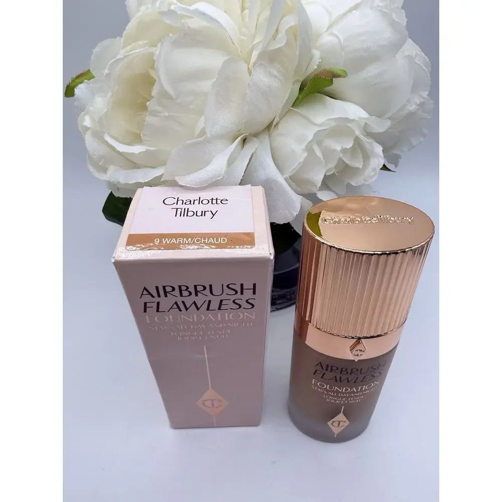 Charlotte Tilbury Airbrush Flawless Foundation 9 Warm Damage Box